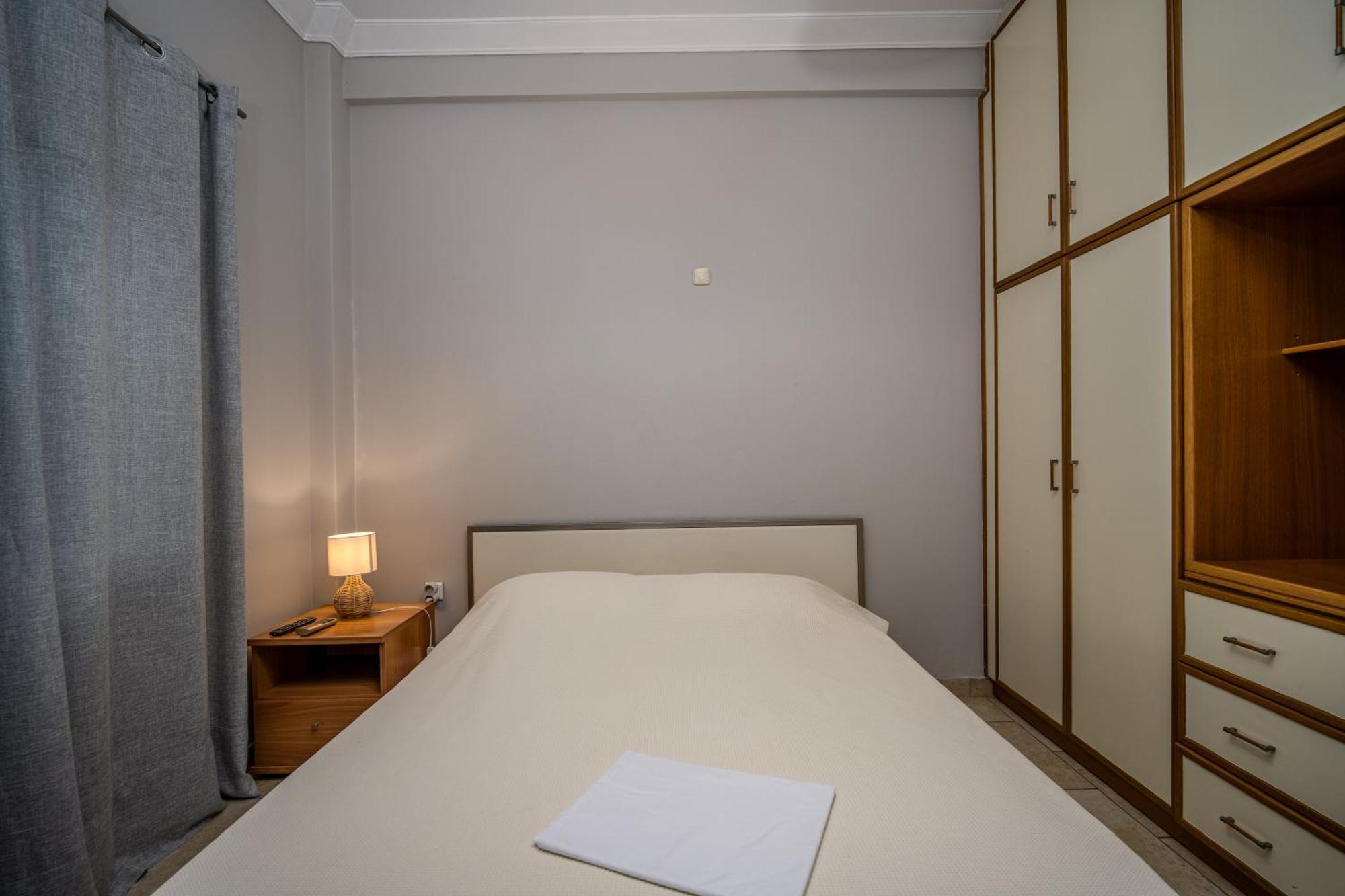 Angel , Luxury 2Bd Apartment Next To The Beach Athens Exterior photo