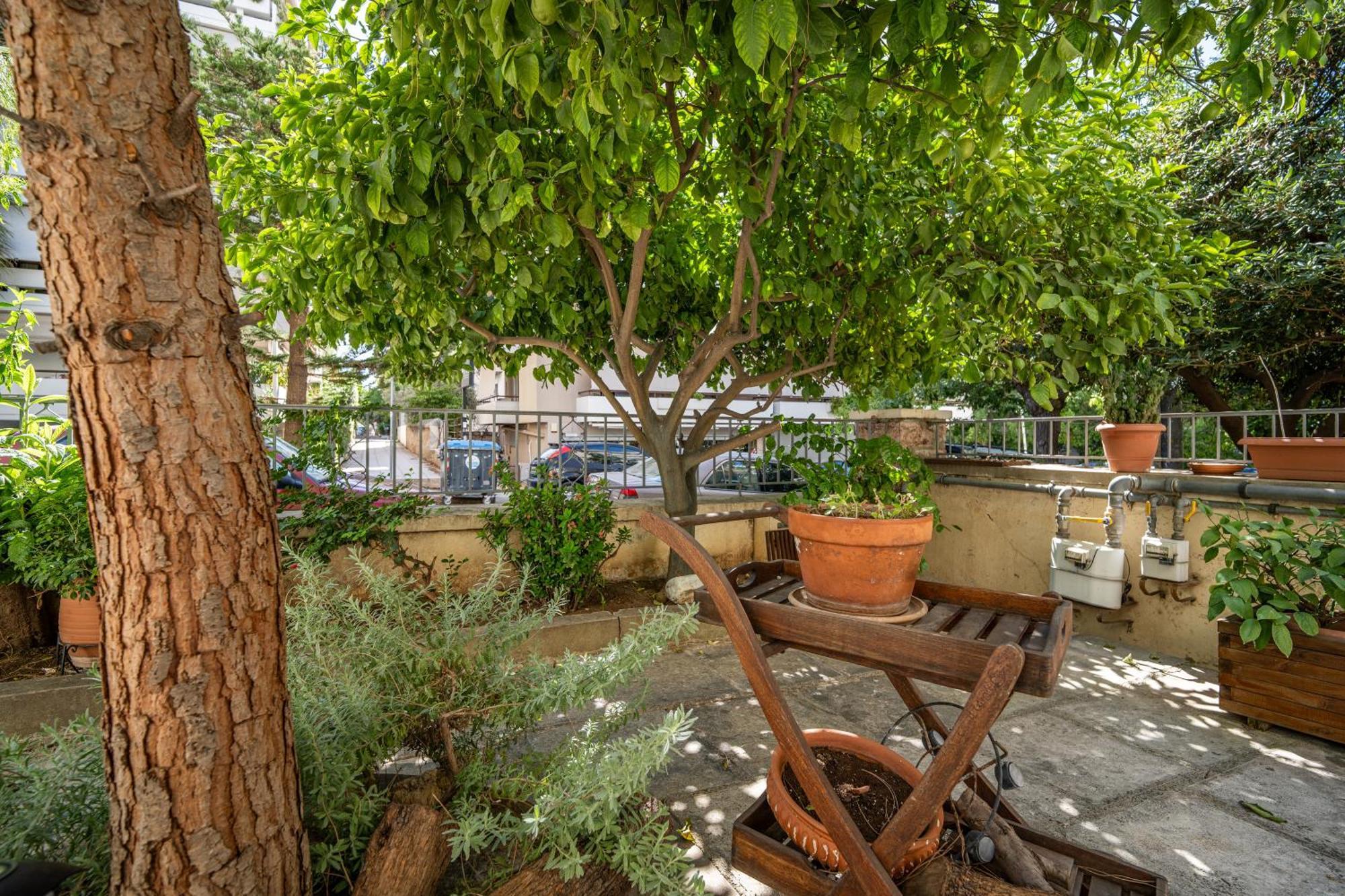 Angel , Luxury 2Bd Apartment Next To The Beach Athens Exterior photo